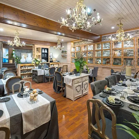 El Ciervo Hotel 2*