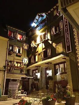 El Ciervo Hotel 2*